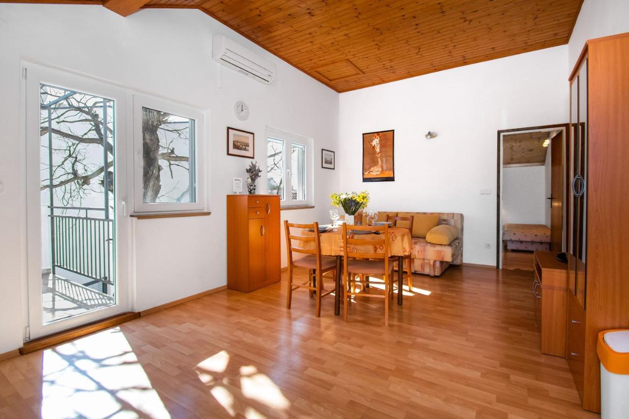 Apartments Family Corner Срима Екстериор снимка